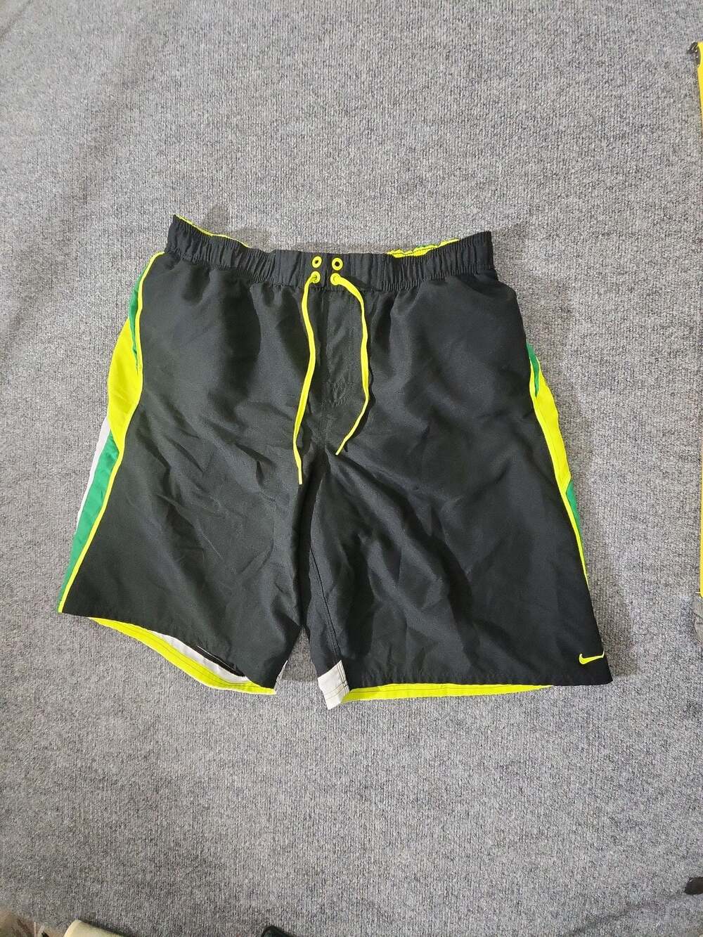 Nike Men's Swim Trunks Board Shorts Black Green Yellow Size XXL